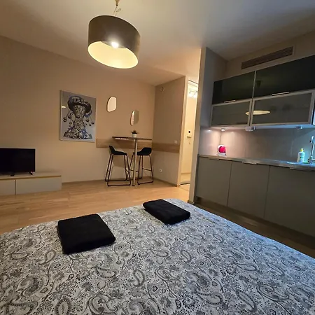 Happyestate - Just In Center Ul Krawiecka 3 * Вроцлав