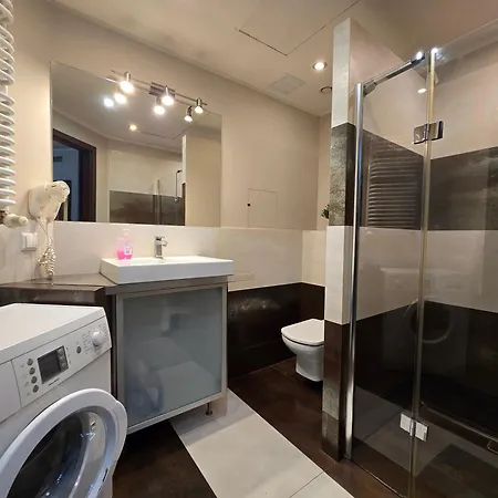 Happyestate - Just In Center Ul Krawiecka 3